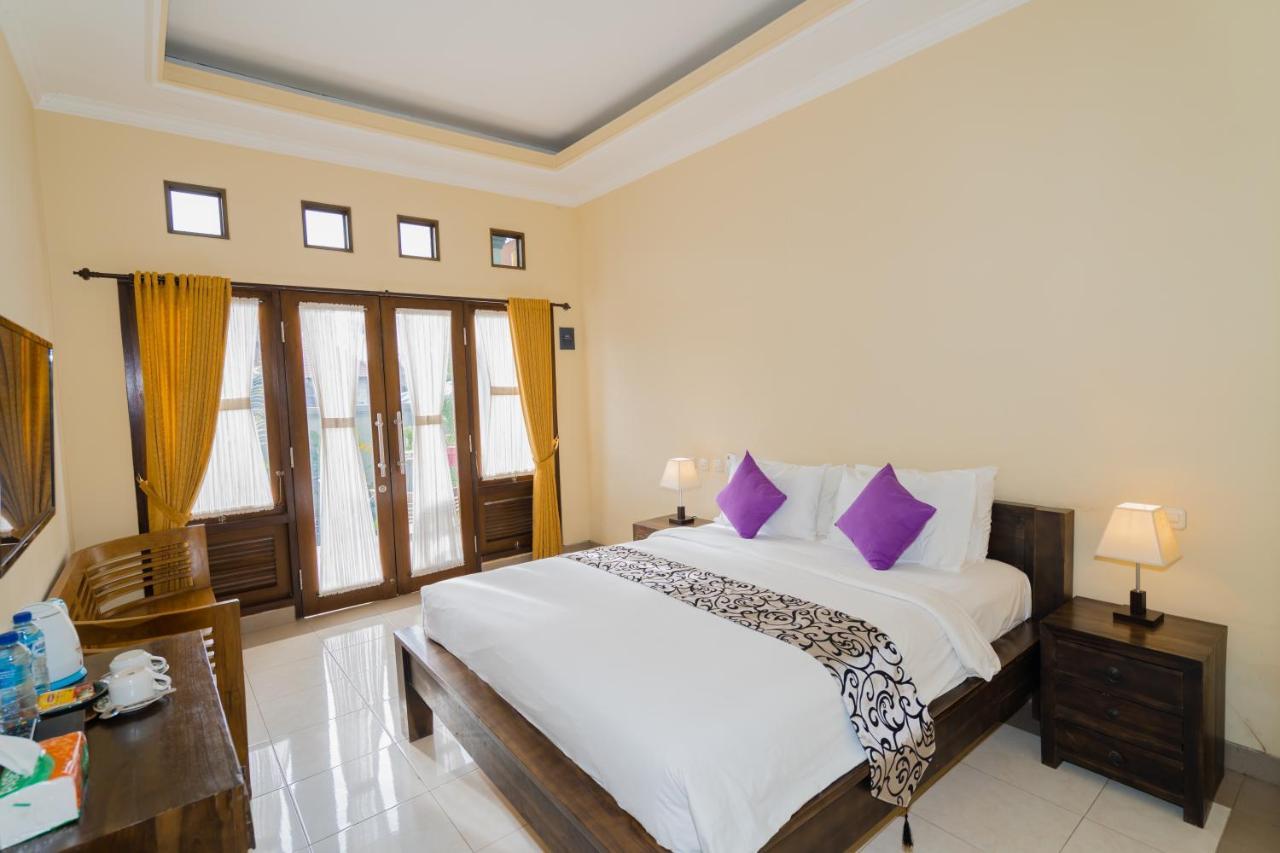 Mae Mae Beach House Batununggul Exterior photo